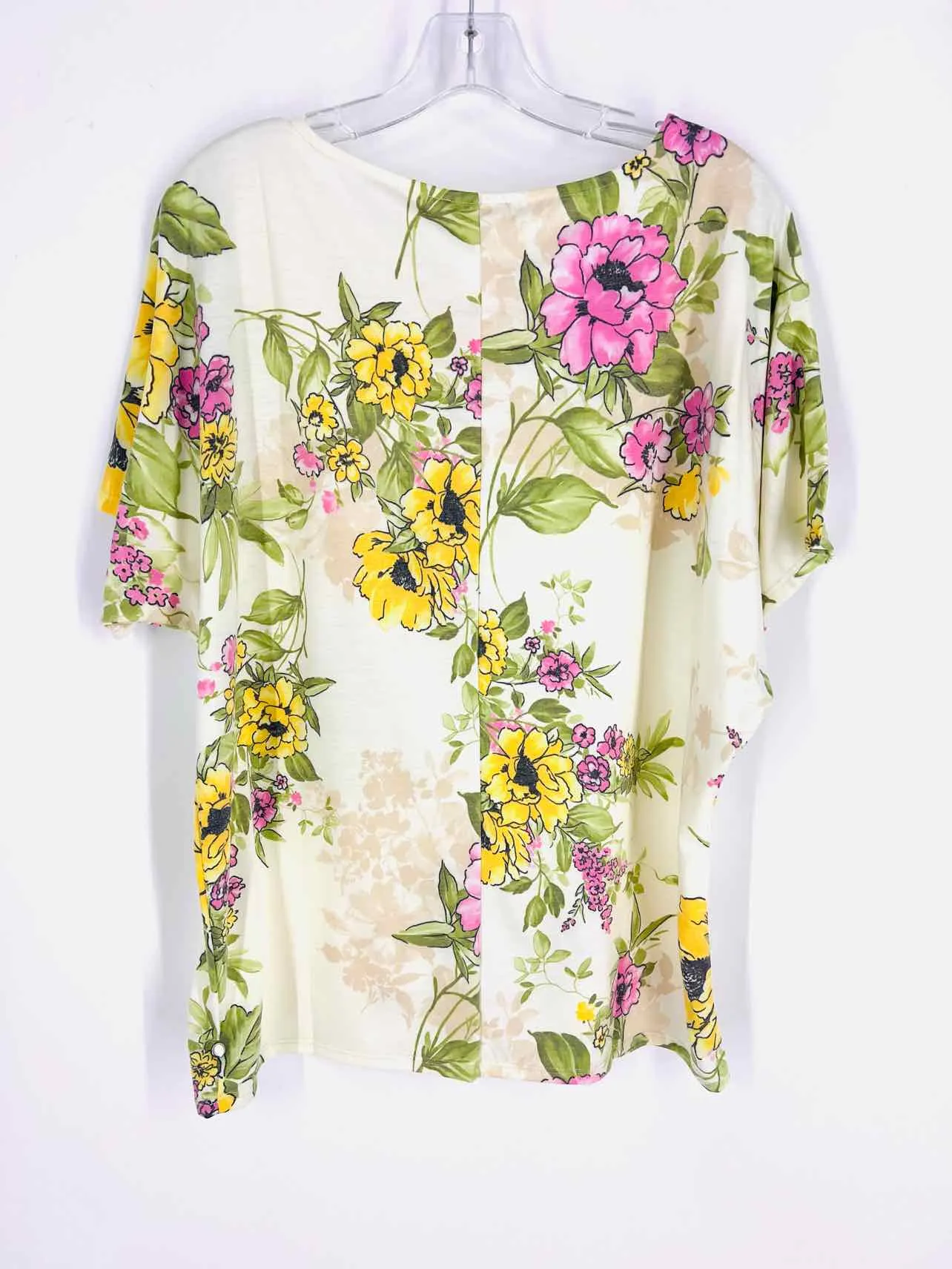 BiBi Size M Cream/Yellow Floral Tops Top-Short Sleeve