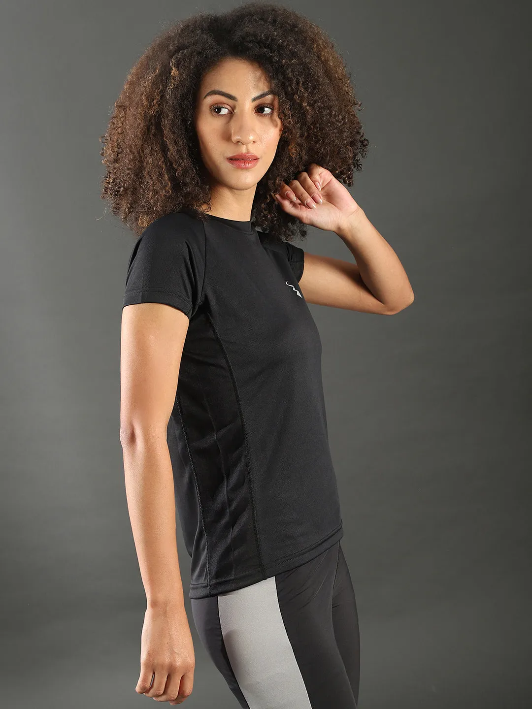 Campus Sutra Solid Women Round Neck Black Sports Jersey T-Shirt