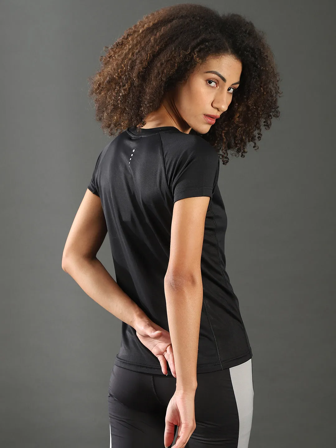 Campus Sutra Solid Women Round Neck Black Sports Jersey T-Shirt