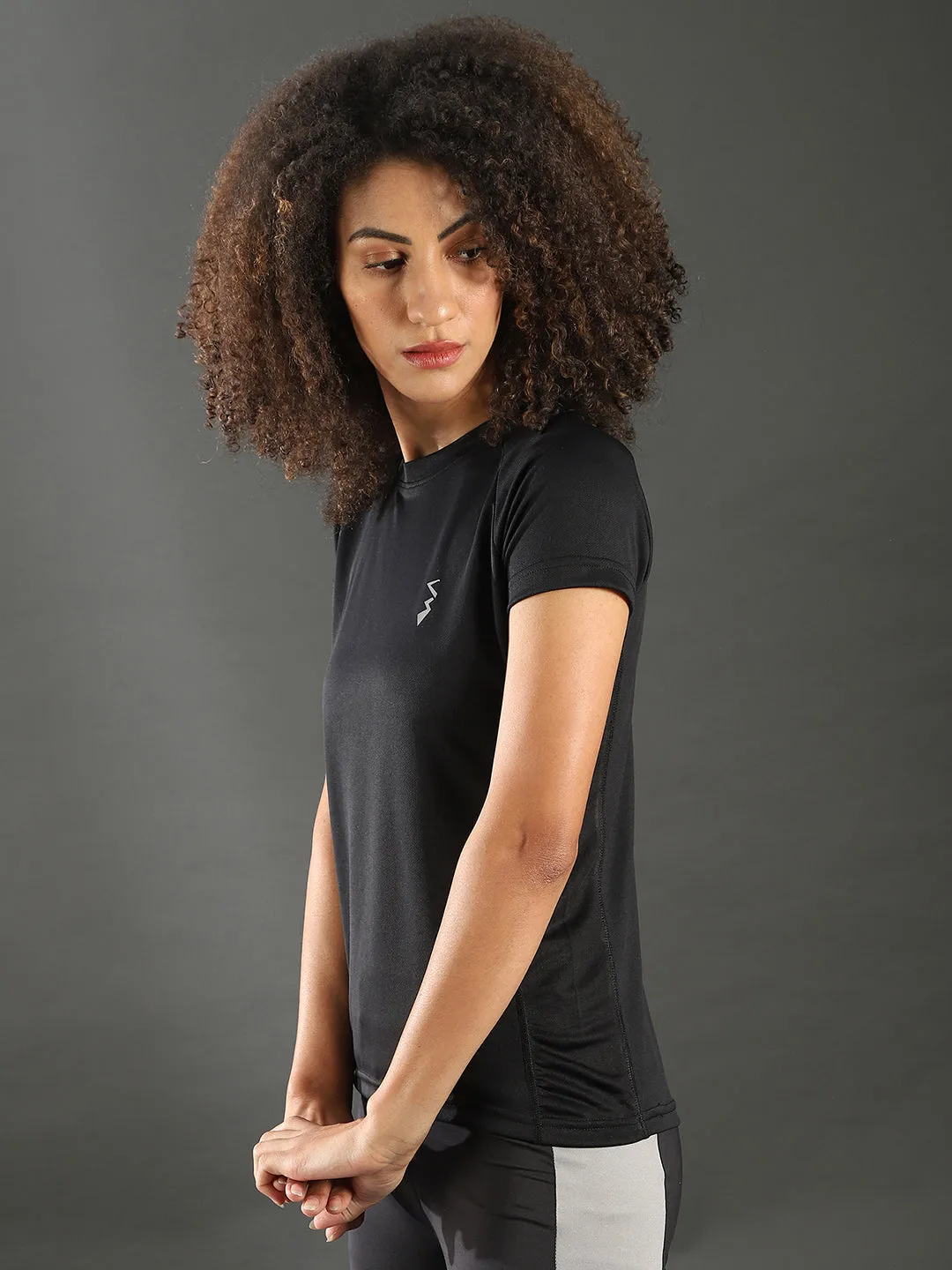 Campus Sutra Solid Women Round Neck Black Sports Jersey T-Shirt