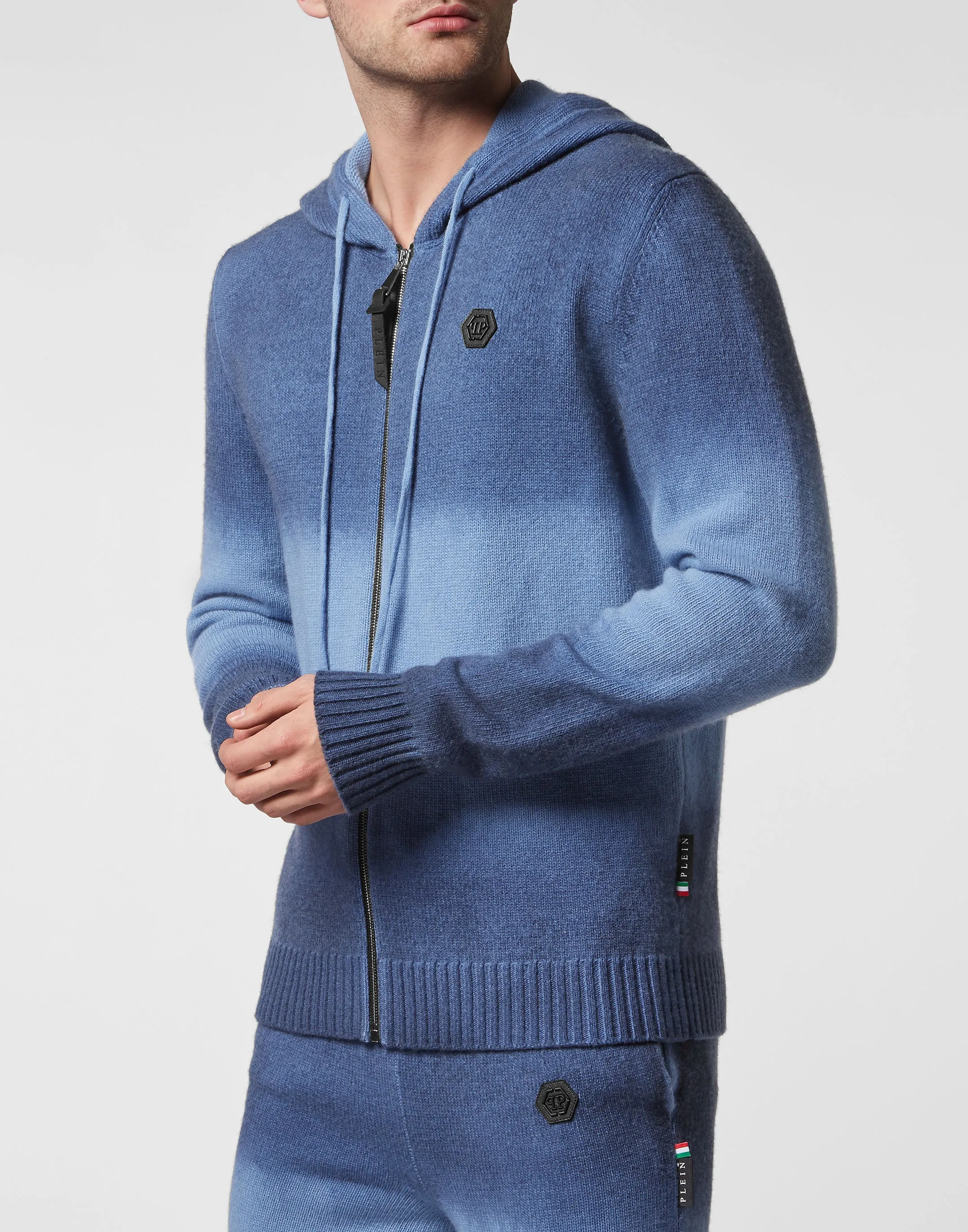 Cash Wool Jogging Knit Suit: Jacket/trousers python insert Skull