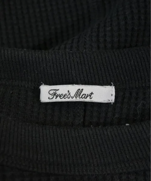 FREE'S MART Tee Shirts/Tops