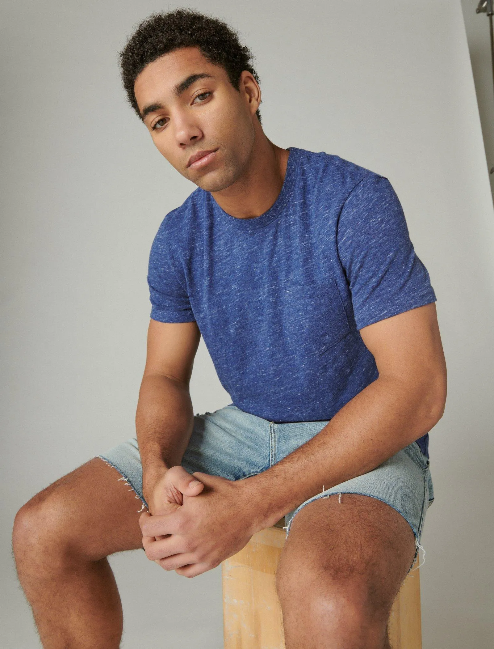 Lucky Brand Men's Linen Short Sleeve Pocket Crew Neck Tee