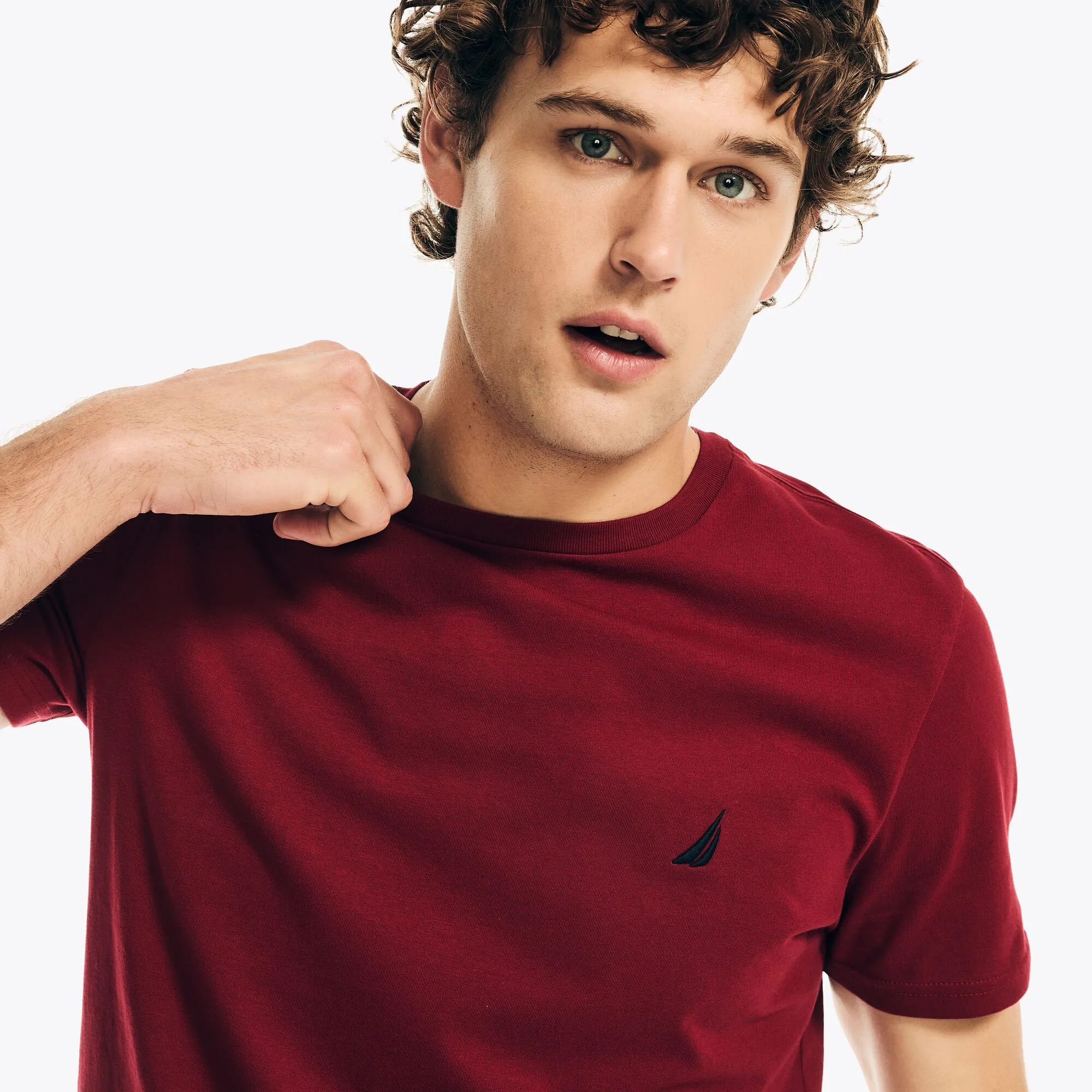 Nautica Mens Solid Crewneck T-Shirt