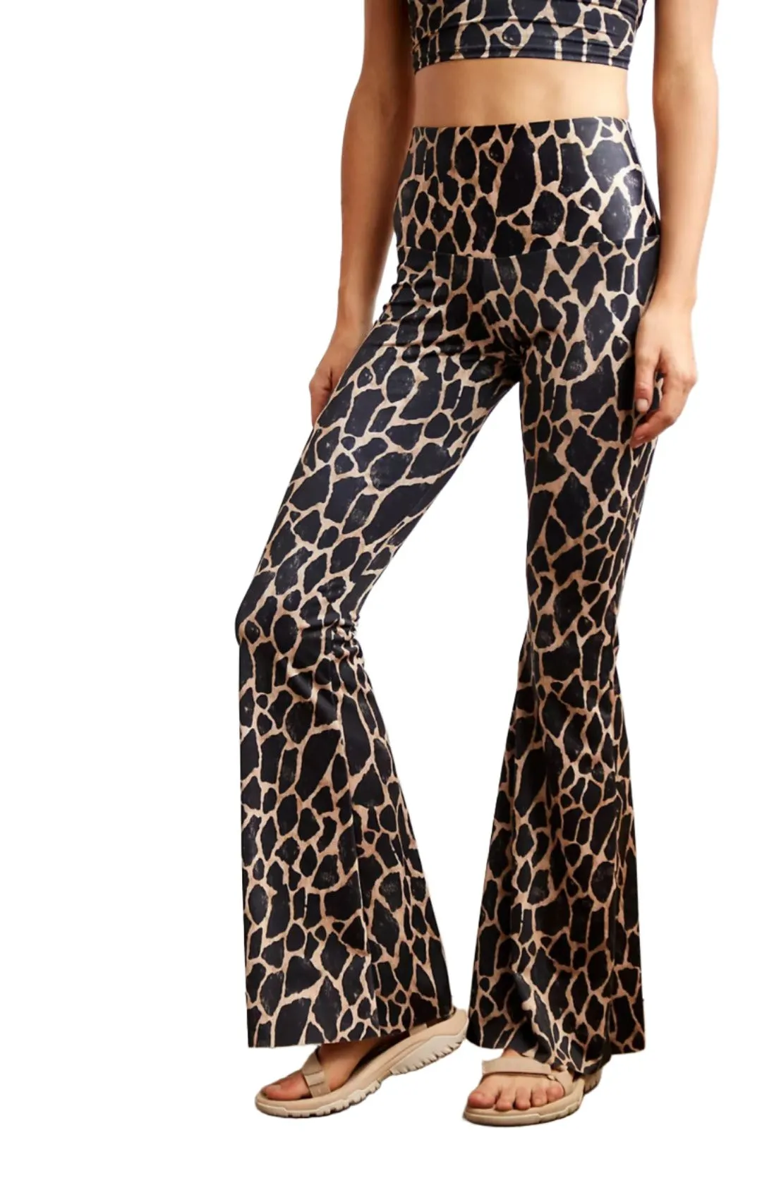 Onzie Flare Pant 2045