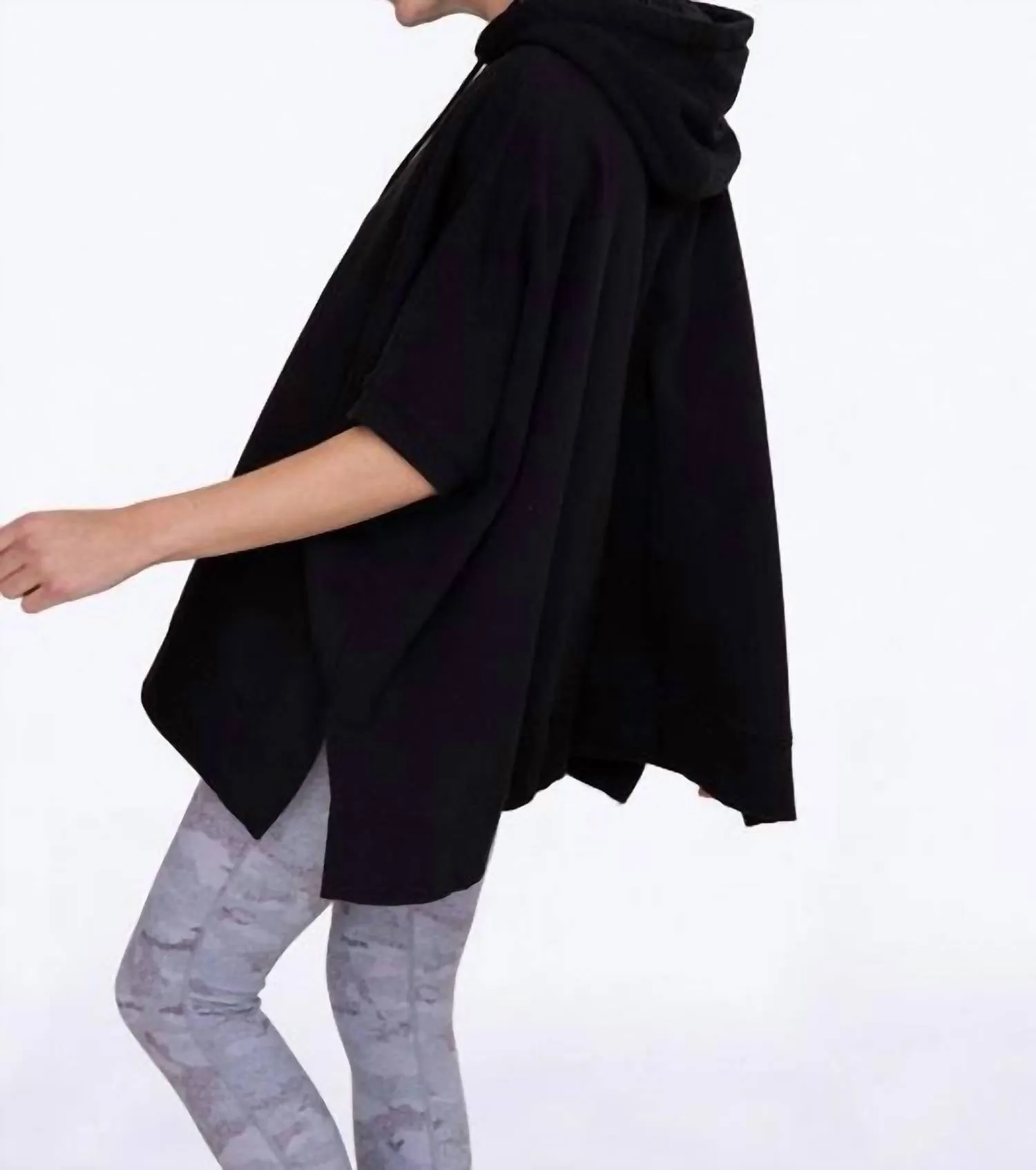 Sarah Oversized Hoodie In Black