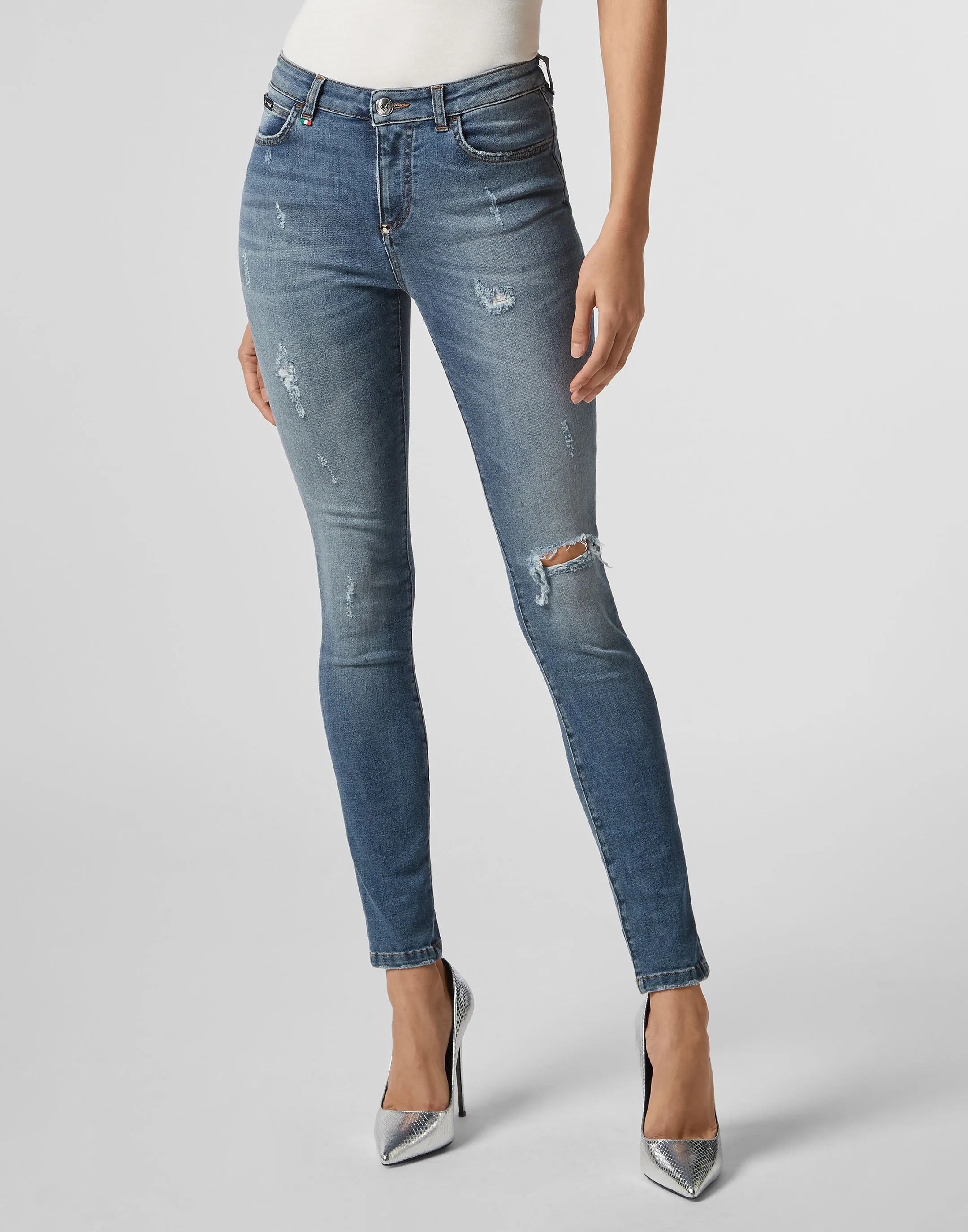 Slim Fit Statement