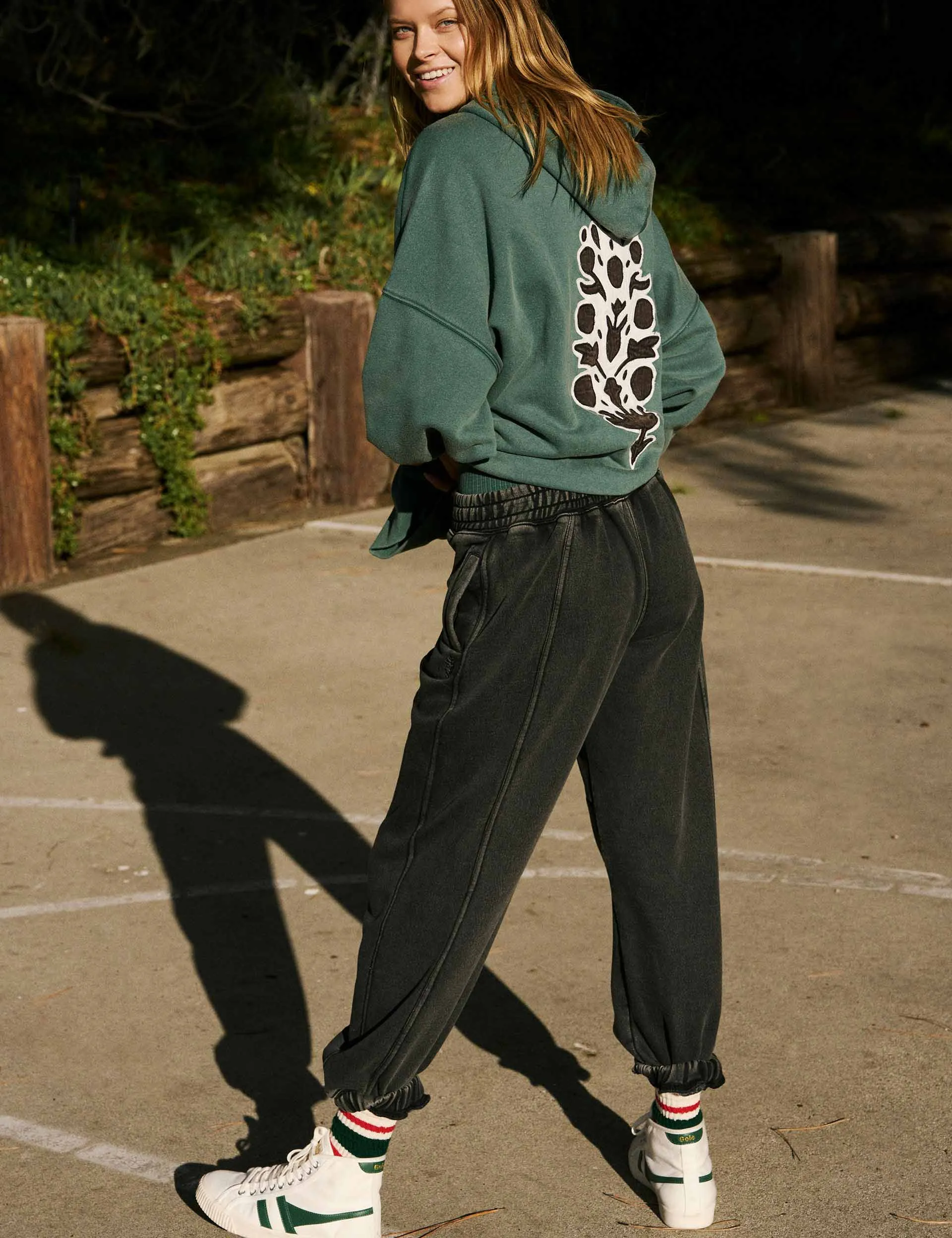 Sprint To The Finish Pants - Black