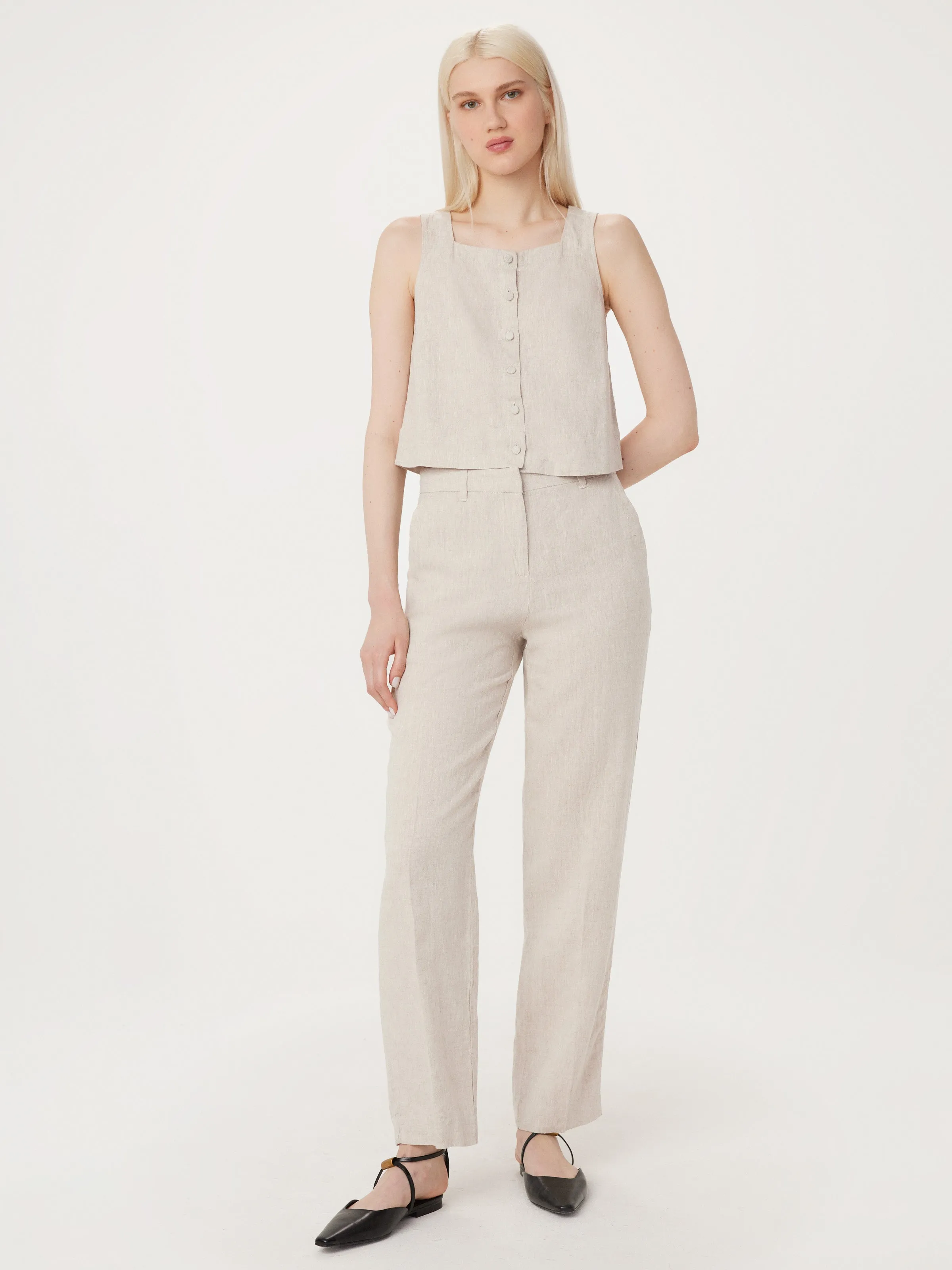 The Shell Linen Top in Light Beige