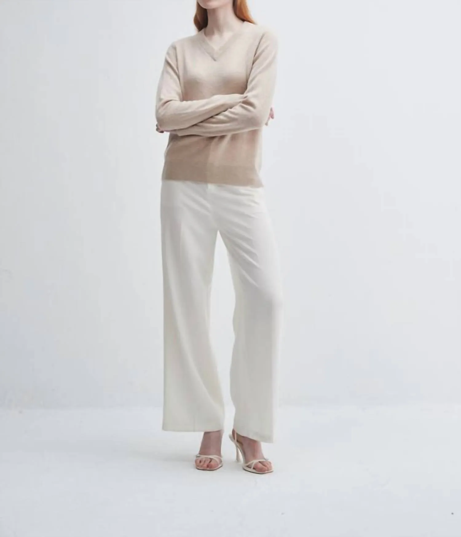 V-Neck Cashmere Sweater In Oatmeal