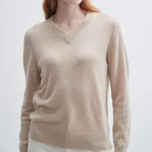 V-Neck Cashmere Sweater In Oatmeal