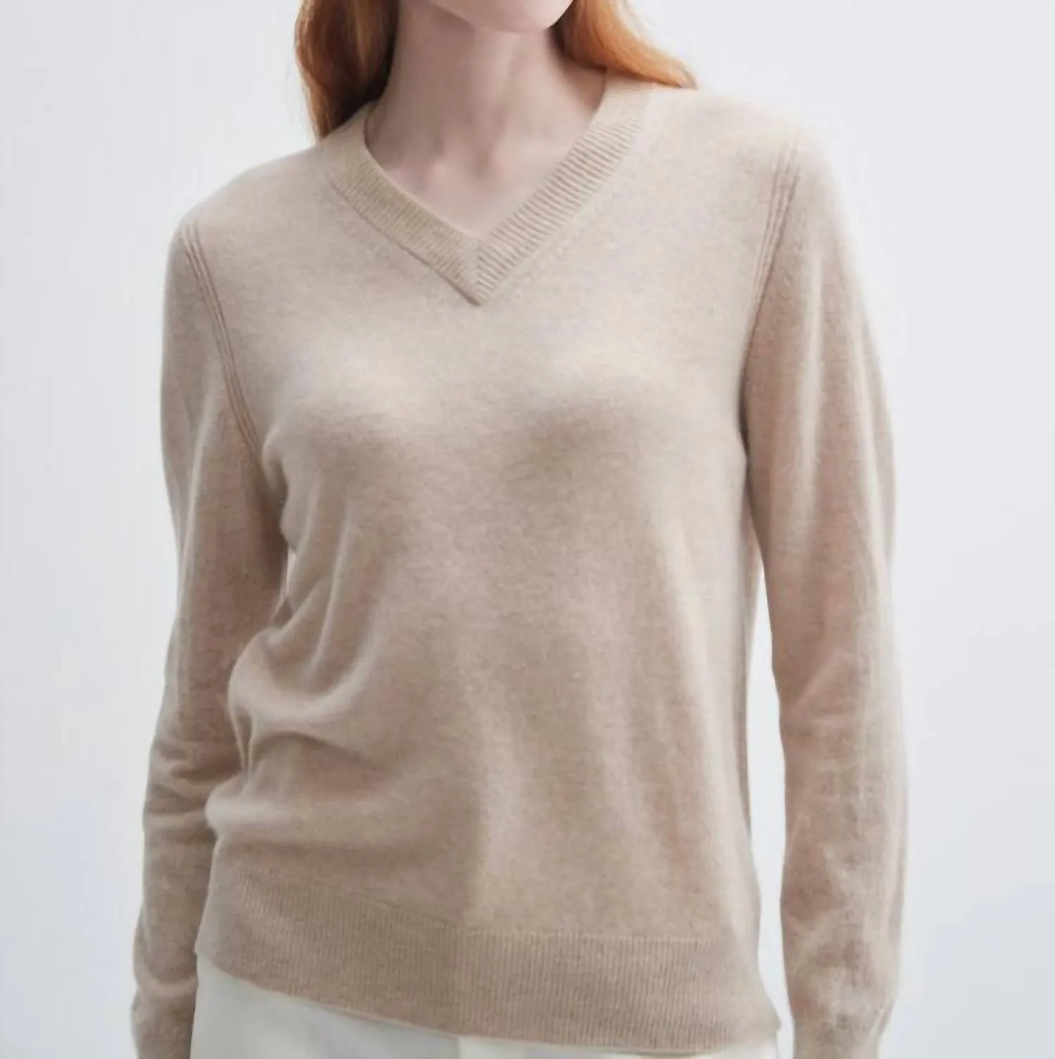 V-Neck Cashmere Sweater In Oatmeal