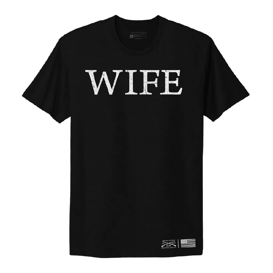 Women's Wife Defined Boyfriend Fit T-Shirt - Black